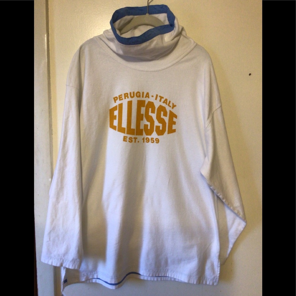 - Ellesse  sweatshirt with logo in front